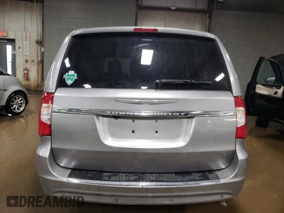 2014 Chrysler Town & Country Touring-L with VIN 2C4RC1CG8ER225017, listed as a Copart auction lot 88075505 with 158,392 mi miles and Salvage Title. Bid and sale history available at carsss.com. Image 6.