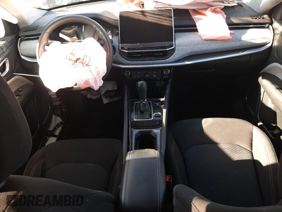 2022 Jeep Compass Sport with VIN 3C4NJDAB6NT205553, listed as a Copart auction lot 55326234 with 44,638 mi miles and Salvage title. Bid and sale history available at DreamBid. Image 8.