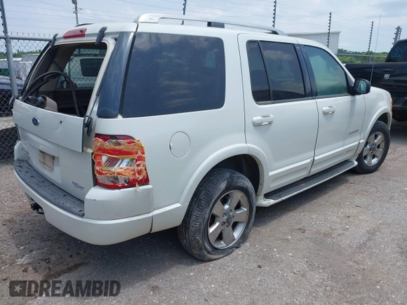2004 Ford Explorer Limited with VIN 1FMZU75K74ZA13890, listed as a IAAI auction lot 42325042 with 202,776 mi miles and . Bid and sale history available at DreamBid. Image 4.