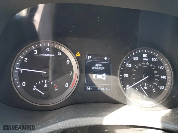 2017 Hyundai Tucson SE Plus with VIN KM8J33A49HU425070, listed as a Copart auction lot 49833975 with 117,827 mi miles and Salvage Title. Bid and sale history available at carsss.com. Image 9.