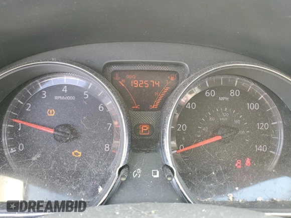 2012 Nissan Versa SV z VIN 3N1CN7AP3CL815189, wystawiony jako Copart lot #61076825 z przebiegiem 192 574 mil mil oraz Szkoda całkowita • Salvage title. Historia ofert i sprzedaży dostępna na DreamBid. Obrazek 9.