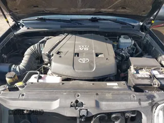 2008 Toyota 4Runner SR5 with VIN JTEZU14R18K022062, listed as a IAAI auction lot 41055144 with 161,842 mi miles. Bid and sale history available at carsss.com. Image 10.