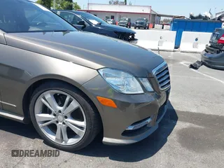 2013 Mercedes-Benz E 350 Luxury with VIN WDDHF5KB3DA767988, listed as a IAAI auction lot 42526365 with 113,012 mi miles and . Bid and sale history available at DreamBid. Image 17.