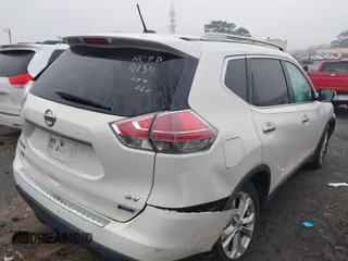 2014 Nissan Rogue SV with VIN 5N1AT2MT2EC774134, listed as a IAAI auction lot 41556875 with 127,630 mi miles and . Bid and sale history available at DreamBid. Image 4.