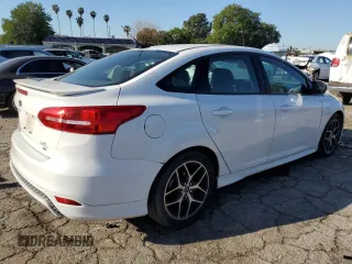 2016 Ford Focus SE with VIN 1FADP3F26GL336032, listed as a Copart auction lot 48334005 with 107,527 mi miles and Clean title. Bid and sale history available at DreamBid. Image 3.
