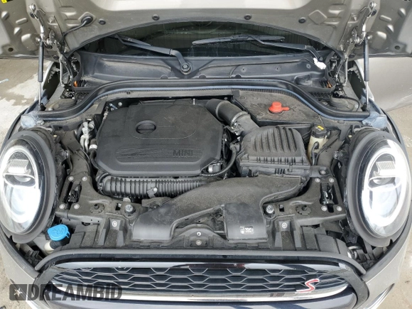 2021 MINI Hardtop 4 Door Cooper S with VIN WMWXU9C0XM2M90621, listed as a Copart auction lot 52513635 with 57,419 mi miles and Salvage title. Bid and sale history available at DreamBid. Image 11.