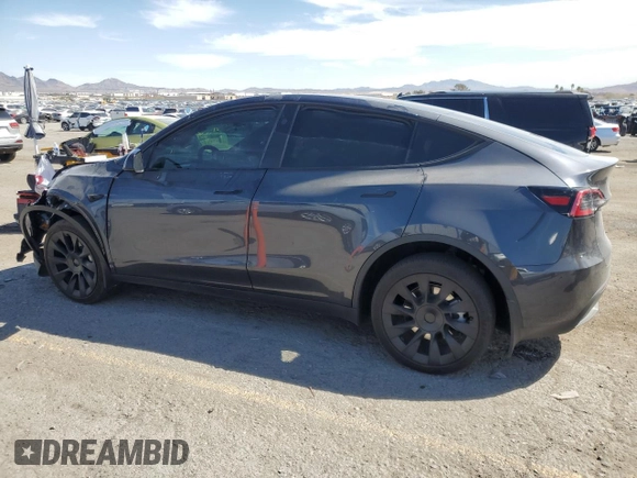 2024 Tesla Model Y Long Range z VIN 7SAYGDEE9RA255805, wystawiony jako Copart lot #50836555 z przebiegiem Nie podano mil oraz Szkoda całkowita • Salvage title. Historia ofert i sprzedaży dostępna na DreamBid. Obrazek 2.
