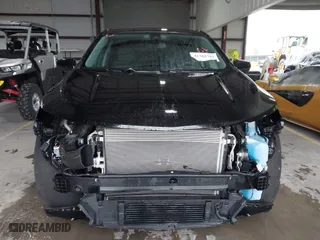2022 Chevrolet Equinox LT with VIN 3GNAXUEV1NL267290, listed as a IAAI auction lot 41265781 with 17,593 mi miles. Bid and sale history available at carsss.com. Image 6.