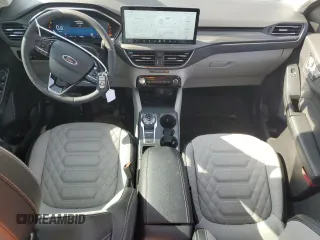 2024 Ford Escape Platinum with VIN 1FMCU9JAXRUA33229, listed as a Copart auction lot 44464685 with 5,431 mi miles and Salvage Title. Bid and sale history available at DreamBid. Image 8.