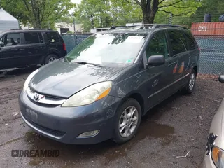 2006 Toyota Sienna XLE z VIN 5TDZA22C36S535207, wystawiony jako IAAI lot #42521737 z przebiegiem 147 801 mil mil oraz . Historia ofert i sprzedaży dostępna na DreamBid. Obrazek 2.