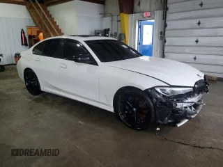 2021 BMW 3 Series M340i xDrive with VIN 3MW5U9J02M8B60533, listed as a Copart auction lot 84322494 with 0 mi miles and Salvage Title. Bid and sale history available at carsss.com. Image 4.