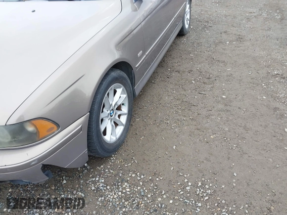 2003 BMW 5 Series 525i z VIN WBADT43493G030122, wystawiony jako IAAI lot #41889529 z przebiegiem 118 293 mil mil oraz . Historia ofert i sprzedaży dostępna na DreamBid. Obrazek 14.