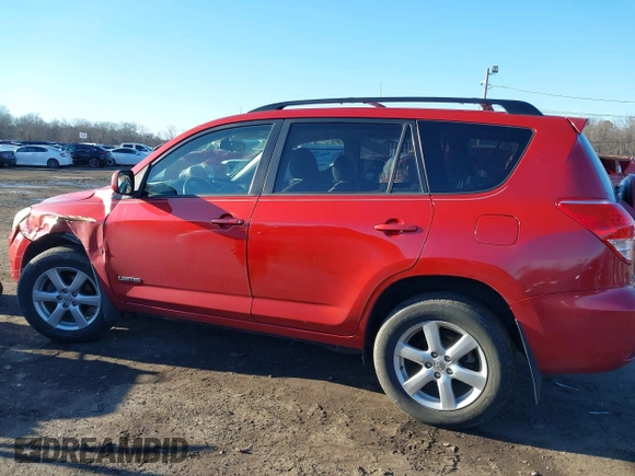 2007 Toyota RAV4 Limited with VIN JTMBK31V076027687, listed as a IAAI auction lot 41592704 with 247,113 mi miles. Bid and sale history available at carsss.com. Image 17.
