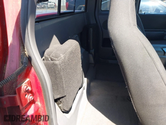 2003 Ford Ranger XL Fleet с VIN 1FTYR44U03PB82159, выставлен на аукционе IAAI как лот 42297896 с пробегом 158 477 миль миль и . История ставок и продаж доступна на DreamBid. Изображение 8.