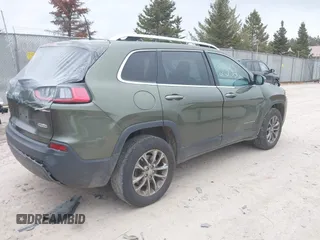 2019 Jeep Cherokee Latitude Plus with VIN 1C4PJMLB2KD395617, listed as a IAAI auction lot 41992532 with 254,632 mi miles and . Bid and sale history available at carsss.com. Image 4.