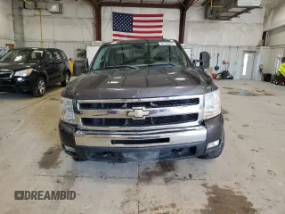 2010 Chevrolet Silverado 1500 LT with VIN 3GCRKSE36AG283923, listed as a Copart auction lot 54138255 with 166,290 mi miles and Clean Title. Bid and sale history available at DreamBid. Image 5.