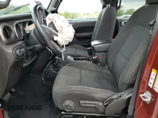 2018 Jeep Wrangler Unlimited Sport S с VIN 1C4HJXDG9JW320898, выставлен на аукционе Copart как лот 54693785 с пробегом 101 380 миль миль и Списание • Salvage title. История ставок и продаж доступна на DreamBid. Изображение 7.