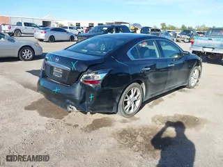 2012 Nissan Maxima 3.5 SV with VIN 1N4AA5AP1CC865594, listed as a IAAI auction lot 40819806 with 225,464 mi miles. Bid and sale history available at carsss.com. Image 4.