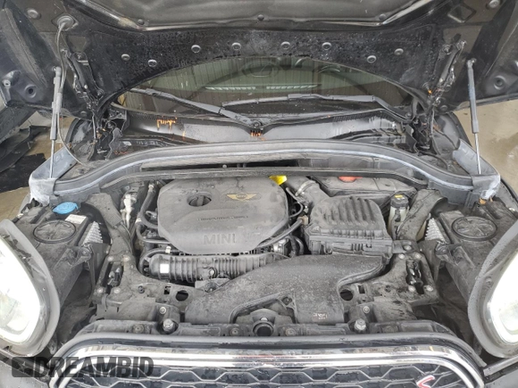 2018 MINI Countryman Cooper S with VIN WMZYT3C32J3E93605, listed as a Copart auction lot 75333004 with 64,132 mi miles and Salvage Title. Bid and sale history available at carsss.com. Image 11.