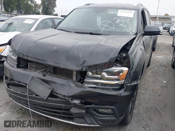 2018 Volkswagen Atlas SE with VIN 1V2DP2CA6JC600310, listed as a IAAI auction lot 42256570 with 29,912 mi miles and . Bid and sale history available at DreamBid. Image 13.