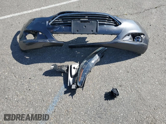 2019 Ford Fiesta SE z VIN 3FADP4BJ4KM106189, wystawiony jako Copart lot #57913315 z przebiegiem Nie podano mil oraz Szkoda całkowita • Salvage title. Historia ofert i sprzedaży dostępna na DreamBid. Obrazek 12.