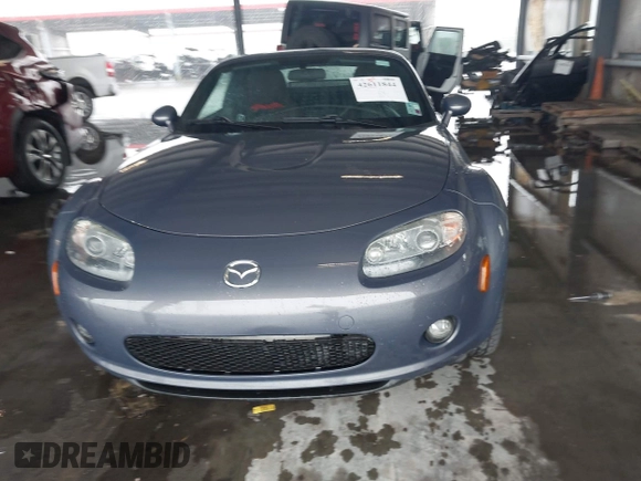 2006 Mazda MX-5 Miata Sport с VIN JM1NC25F560110444, выставлен на аукционе IAAI как лот 42611844 с пробегом 58 309 миль миль и . История ставок и продаж доступна на DreamBid. Изображение 12.
