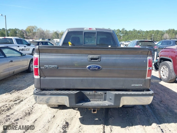 2014 Ford F-150 XL with VIN 1FTMF1CM3EFC57890, listed as a IAAI auction lot 41908369 with 228,743 mi miles. Bid and sale history available at carsss.com. Image 17.