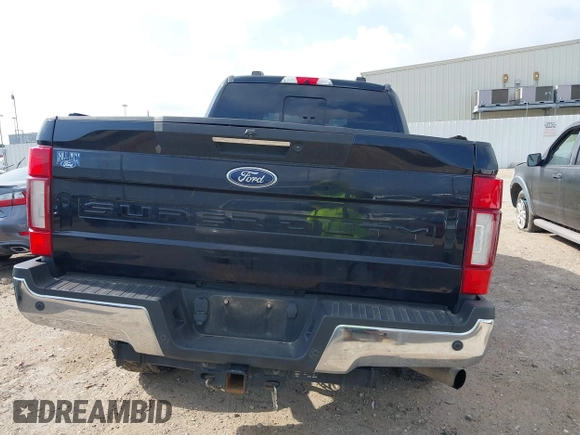 2020 Ford F-250 XL z VIN 1FT7W2BN1LEE18561, wystawiony jako IAAI lot #42178103 z przebiegiem 103 408 mil mil oraz . Historia ofert i sprzedaży dostępna na DreamBid. Obrazek 16.