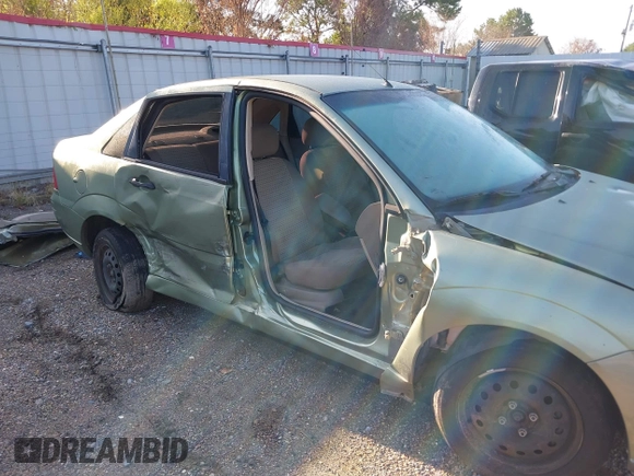 2007 Ford Focus S with VIN 1FAFP34N87W306678, listed as a IAAI auction lot 37470959 with 81,308 mi miles and . Bid and sale history available at DreamBid. Image 6.