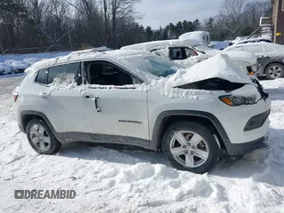 2022 Jeep Compass Altitude with VIN 3C4NJDBB0NT133506, listed as a IAAI auction lot 41540936 with 78,277 mi miles and . Bid and sale history available at carsss.com. Image 13.