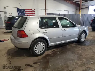 2004 Volkswagen Golf GL with VIN 9BWFL61J844026894, listed as a Copart auction lot 72144304 with 86,521 mi miles and Salvage Title. Bid and sale history available at carsss.com. Image 3.