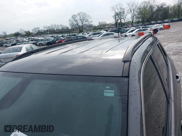 2018 Jeep Compass Latitude with VIN 3C4NJCBB3JT377011, listed as a IAAI auction lot 41886466 with 94,361 mi miles. Bid and sale history available at carsss.com. Image 17.