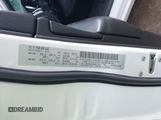 2015 Jeep Grand Cherokee Laredo with VIN 1C4RJFAG4FC905092, listed as a IAAI auction lot 41945933 with 97,854 mi miles. Bid and sale history available at carsss.com. Image 9.