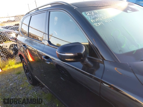 2024 Kia Telluride EX X-Line with VIN 5XYP3DGC1RG500768, listed as a IAAI auction lot 41587785 with 11,797 mi miles and . Bid and sale history available at DreamBid. Image 14.