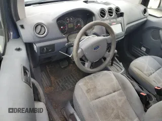 2010 Ford Transit Connect XLT z VIN NM0KS9BN4AT033533, wystawiony jako Copart lot #51711975 z przebiegiem 102 959 mil mil oraz Czysty tytuł • Clean title. Historia ofert i sprzedaży dostępna na DreamBid. Obrazek 8.
