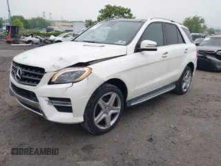 2014 Mercedes-Benz M 350 z VIN 4JGDA5HB7EA365841, wystawiony jako IAAI lot #42271102 z przebiegiem 138 366 mil mil oraz . Historia ofert i sprzedaży dostępna na DreamBid. Obrazek 17.