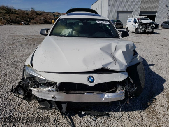 2017 BMW 3 Series 340i with VIN WBA8B3G33HNU36139, listed as a Copart auction lot 44767665 with 64,669 mi miles and Salvage Title. Bid and sale history available at DreamBid. Image 5.