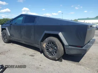 2024 Tesla Cybertruck Cyberbeast z VIN 7G2CEHEEXRA017141, wystawiony jako Copart lot #70618564 z przebiegiem 2790 mil mil oraz Szkody całkowita. Historia ofert i sprzedaży dostępna na DreamBid. Obrazek 2.