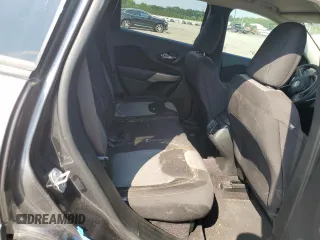 2018 Jeep Cherokee Latitude Tech Connect with VIN 1C4PJLCB2JD563295, listed as a Copart auction lot 63616125 with 71,618 mi miles and Salvage title. Bid and sale history available at DreamBid. Image 11.