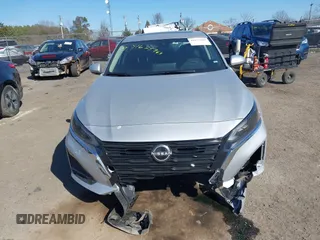 2025 Nissan Altima SV with VIN 1N4BL4DW9SN361566, listed as a IAAI auction lot 41675964 with 1,070 mi miles and . Bid and sale history available at DreamBid. Image 12.
