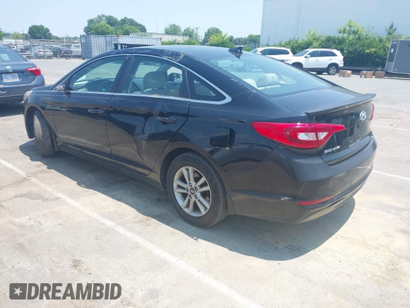 2015 Hyundai Sonata SE z VIN 5NPE24AF0FH205355, wystawiony jako IAAI lot #42419168 z przebiegiem 47 838 mil mil oraz . Historia ofert i sprzedaży dostępna na DreamBid. Obrazek 3.