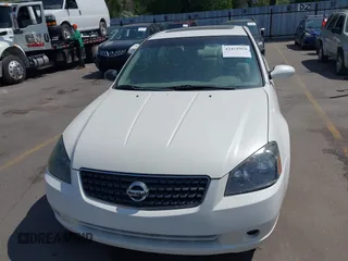 2006 Nissan Altima SE with VIN 1N4BL11D76N458904, listed as a IAAI auction lot 42421934 with 152,604 mi miles and . Bid and sale history available at DreamBid. Image 6.