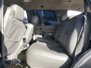 2004 GMC Yukon SLT z VIN 1GKEC13Z84J297911, wystawiony jako Copart lot #48617955 z przebiegiem 173 004 mil mil oraz Szkoda całkowita • Salvage title. Historia ofert i sprzedaży dostępna na DreamBid. Obrazek 11.