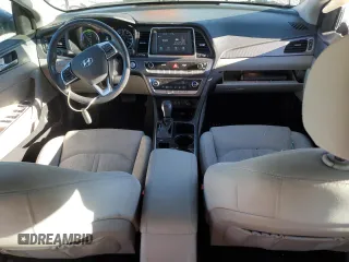 2018 Hyundai Sonata Hybrid SE with VIN KMHE24L36JA078562, listed as a Copart auction lot 41896565 with 121,959 mi miles and Salvage Title. Bid and sale history available at carsss.com. Image 8.