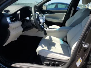 2025 Genesis G70 2.5T with VIN KMTG34SC8SU155736, listed as a Copart auction lot 54700385 with 4,991 mi miles and Clean Title. Bid and sale history available at DreamBid. Image 7.