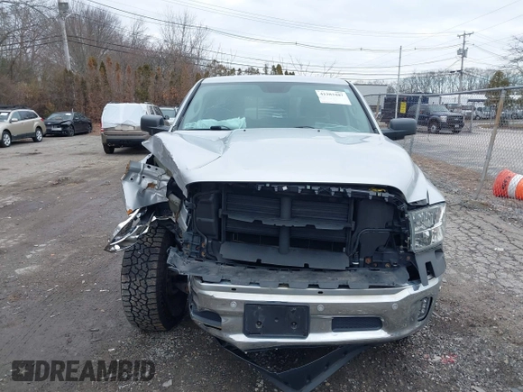 2015 Ram 1500 Big Horn z VIN 1C6RR7GT1FS537244, wystawiony jako IAAI lot #41283487 z przebiegiem 104 713 mil mil oraz . Historia ofert i sprzedaży dostępna na DreamBid. Obrazek 12.