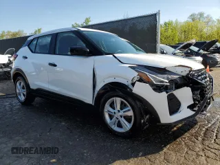 2023 Nissan Kicks S z VIN 3N1CP5BV6PL553413, wystawiony jako Copart lot #56627315 z przebiegiem 29 979 mil mil oraz Czysty tytuł • Clean title. Historia ofert i sprzedaży dostępna na DreamBid. Obrazek 4.