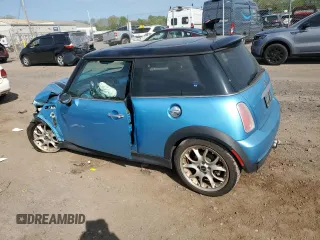 2005 MINI Hardtop S z VIN WMWRE33505TL10315, wystawiony jako Copart lot #55234535 z przebiegiem 148 197 mil mil oraz Szkody całkowita. Historia ofert i sprzedaży dostępna na DreamBid. Obrazek 2.