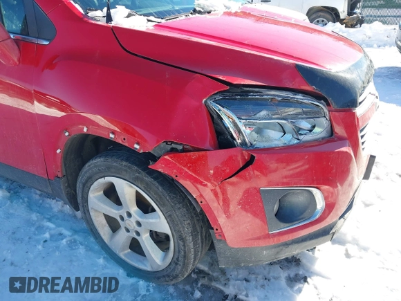 2016 Chevrolet Trax LTZ with VIN KL7CJRSB3GB569465, listed as a IAAI auction lot 41271637 with 152,503 mi miles. Bid and sale history available at carsss.com. Image 6.
