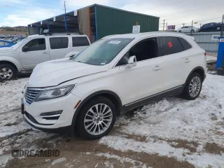 2017 Lincoln MKC Reserve with VIN 5LMCJ3D90HUL57745, listed as a Copart auction lot 41923835 with Not Provided miles and Salvage Title. Bid and sale history available at carsss.com. Image 1.